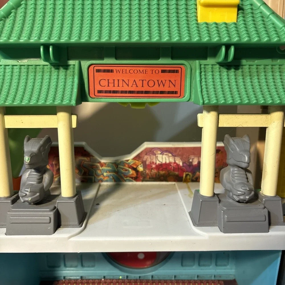 Imaginext Teenage Mutant Ninja Turtles  Chinatown Playset